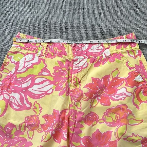 Lilly Pulitzer Shorts Womens Size 2 Resort‎ Fit Yellow Pink Floral - Picture 2 of 7